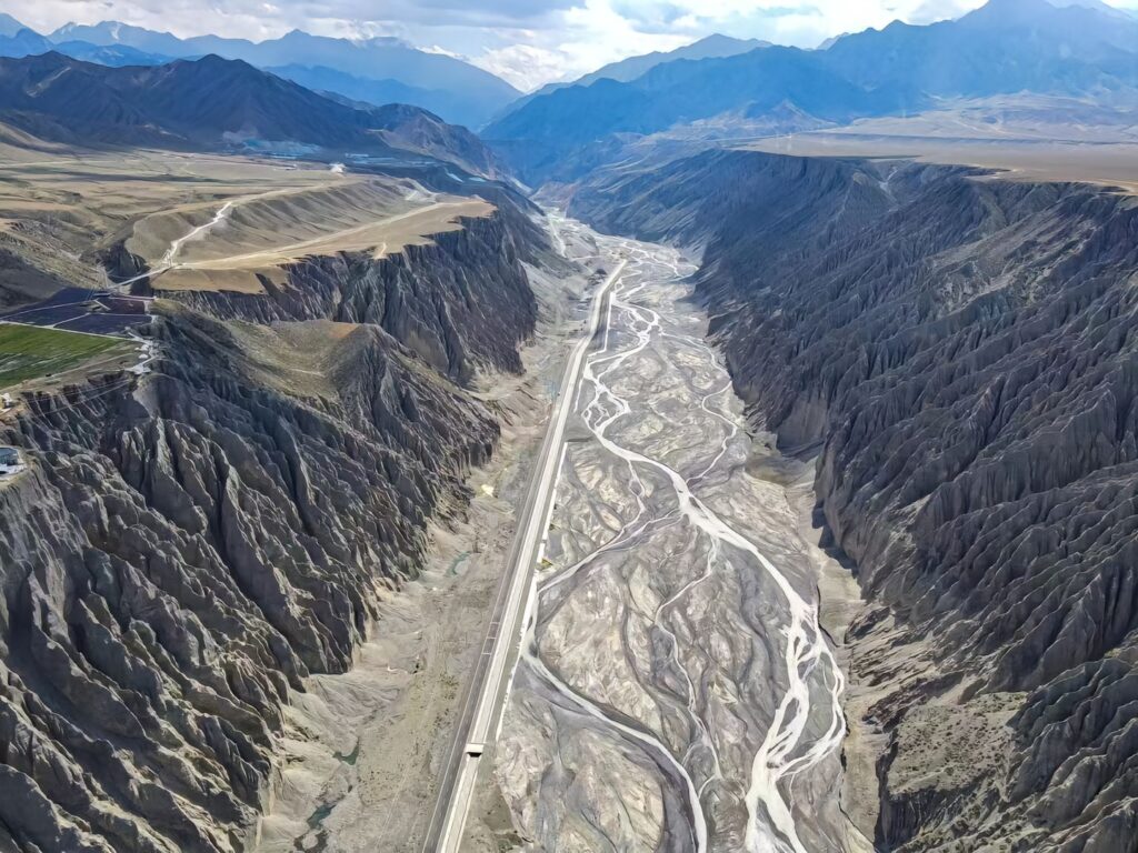 Hẻm núi lớn Độc Sơn Tử Dushanzi